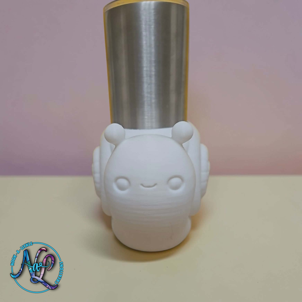 Mochi the Snail Full Hug Sleeve